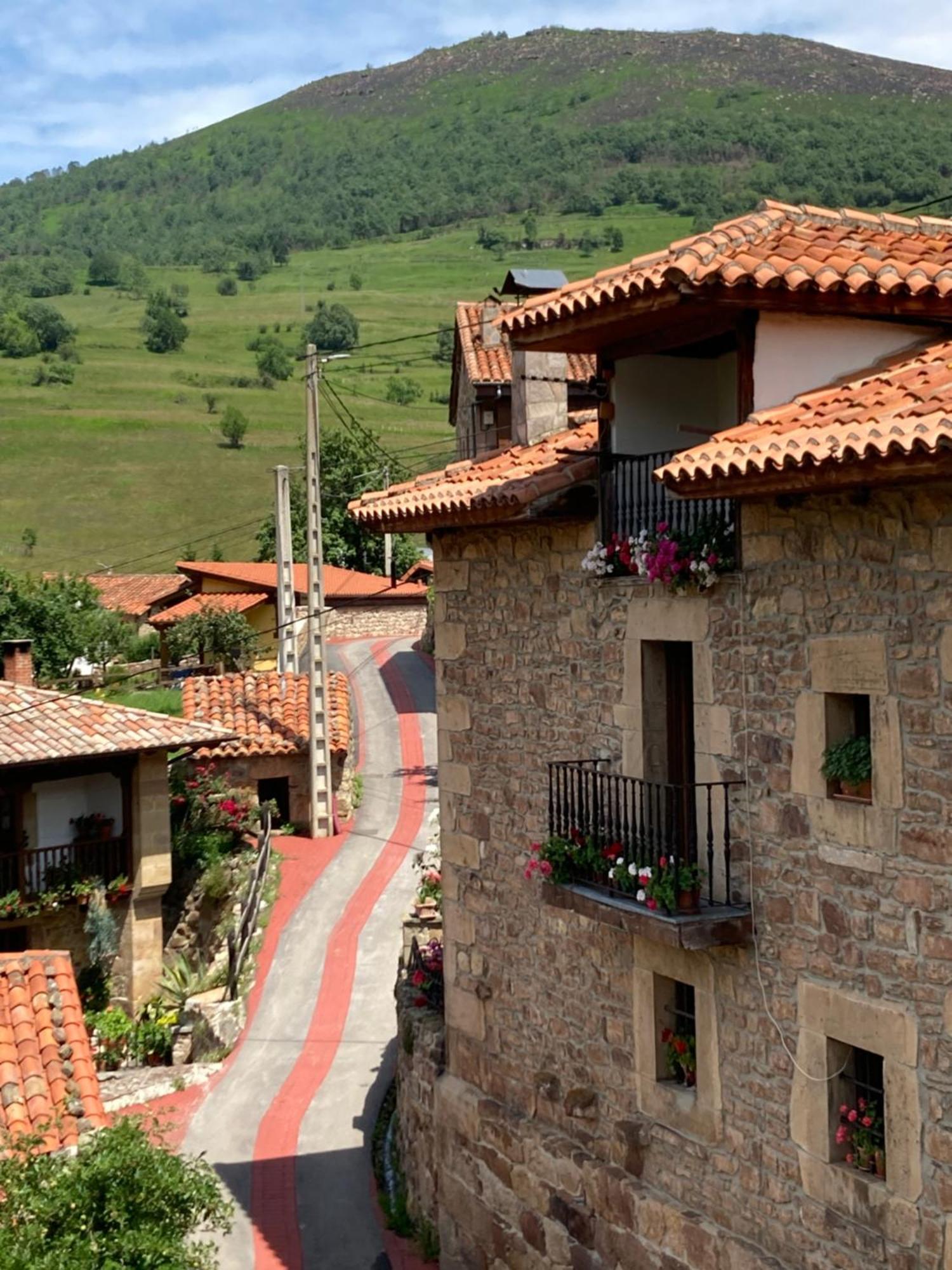 La Valuisilla, Hotel Rural Cicera Екстериор снимка