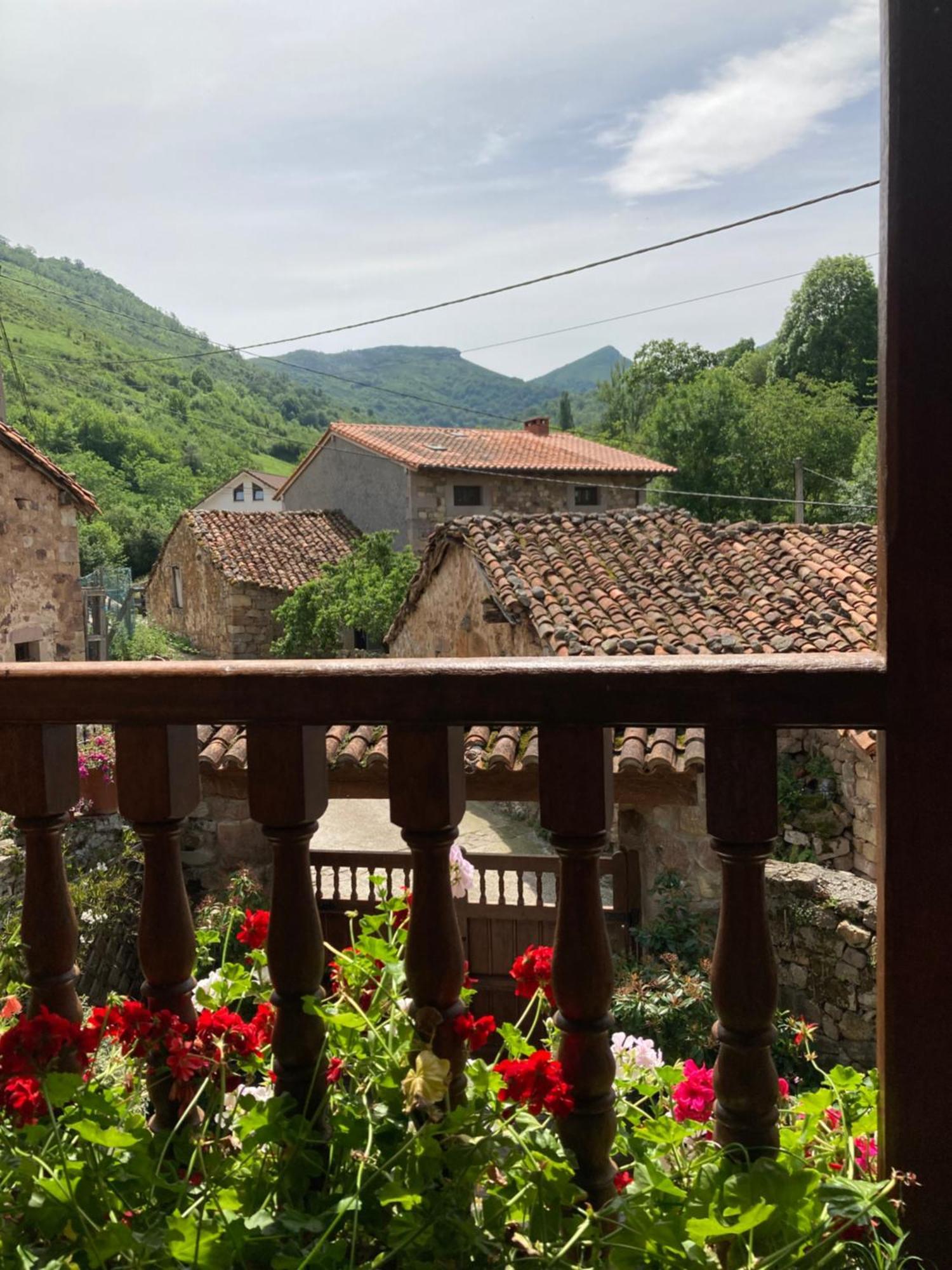 La Valuisilla, Hotel Rural Cicera Екстериор снимка