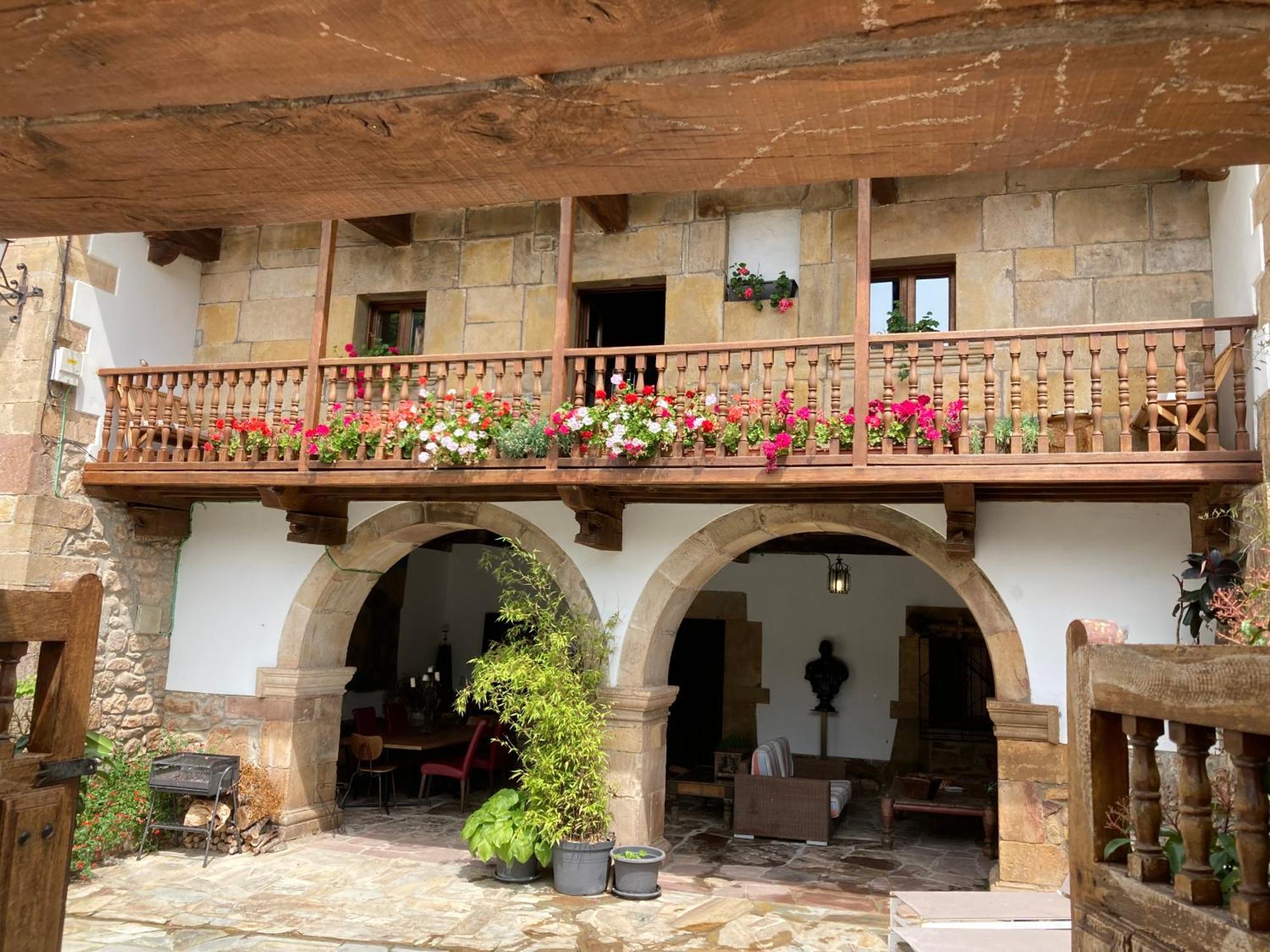 La Valuisilla, Hotel Rural Cicera Екстериор снимка