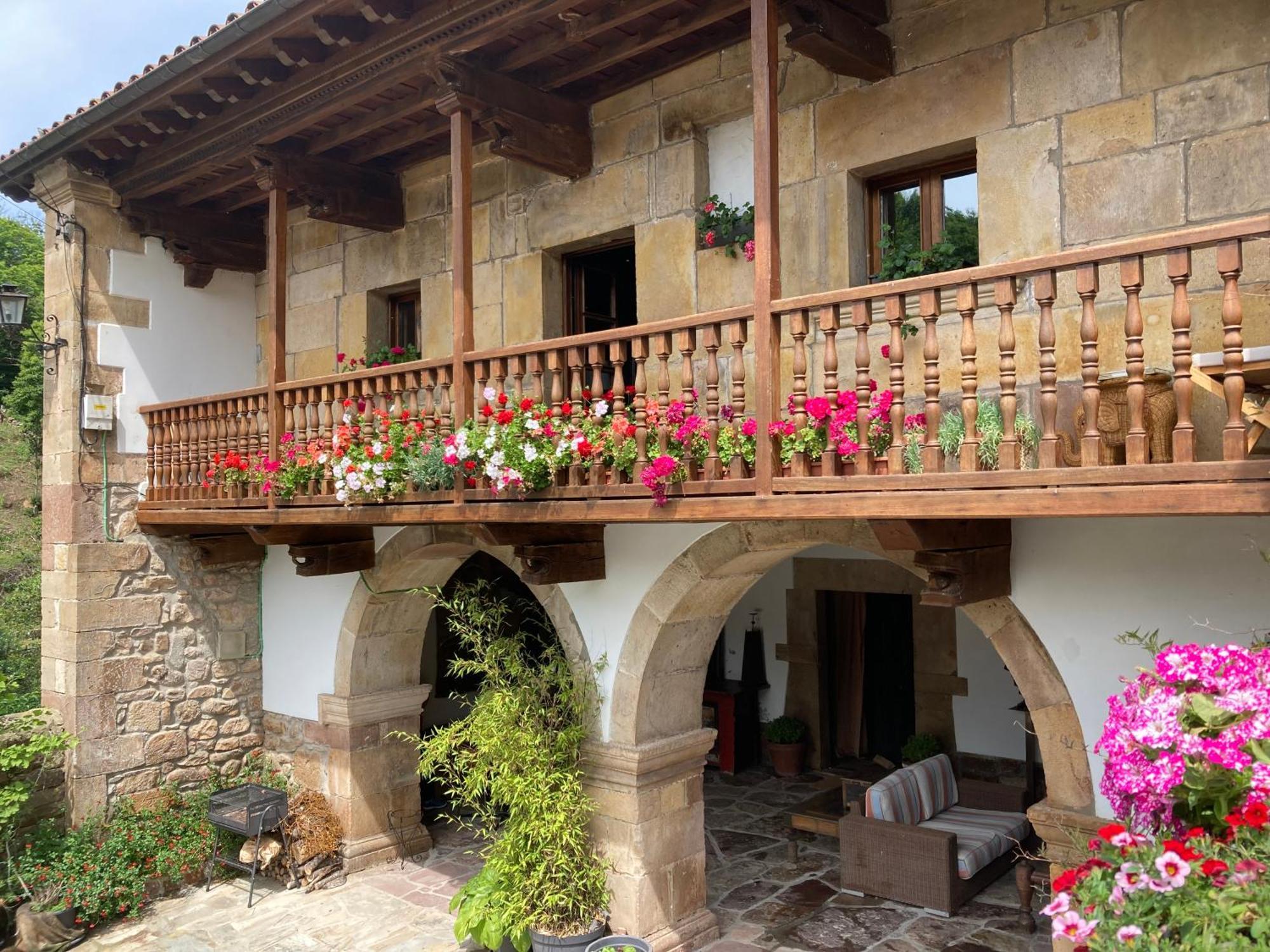 La Valuisilla, Hotel Rural Cicera Екстериор снимка