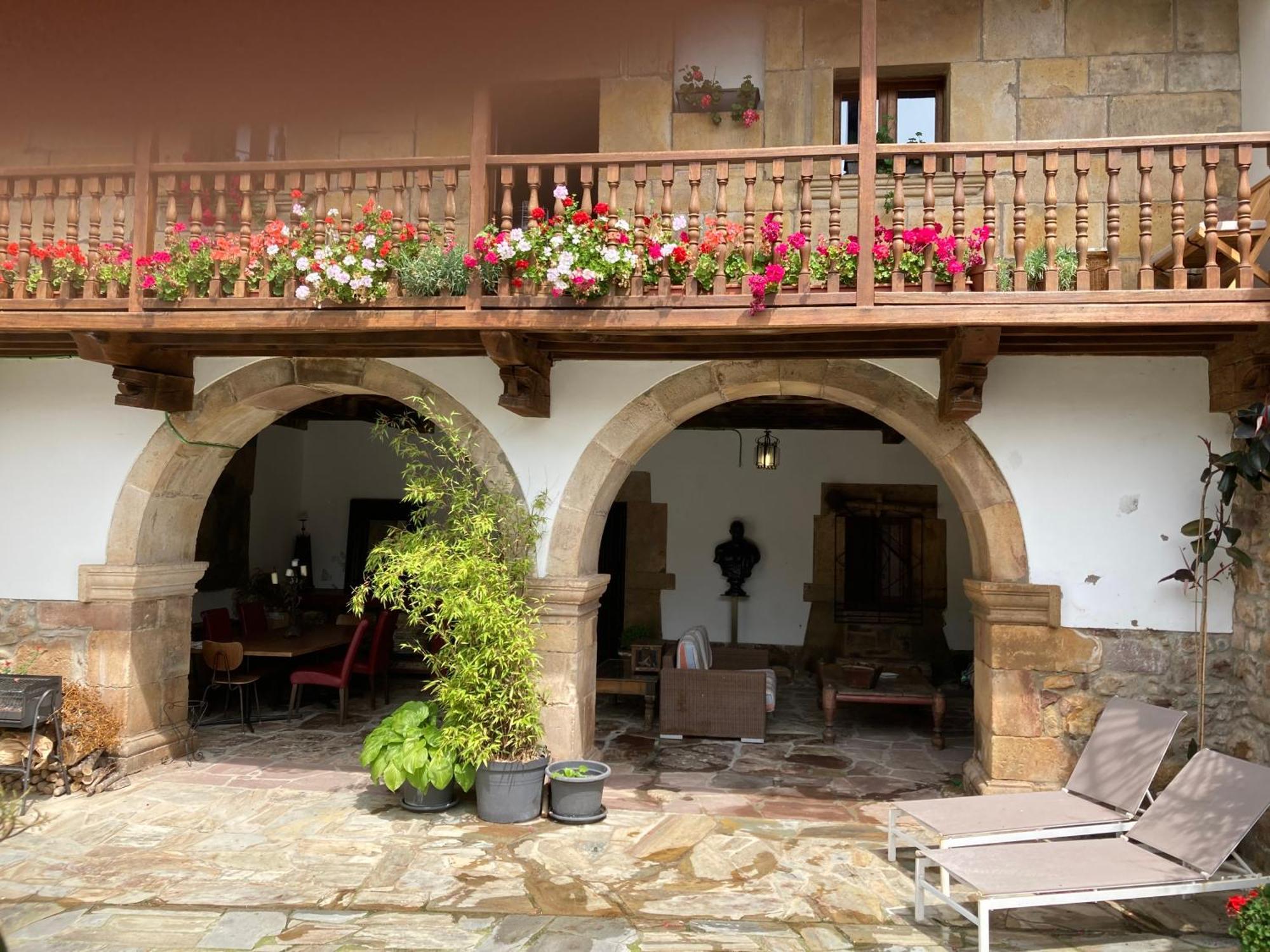 La Valuisilla, Hotel Rural Cicera Екстериор снимка